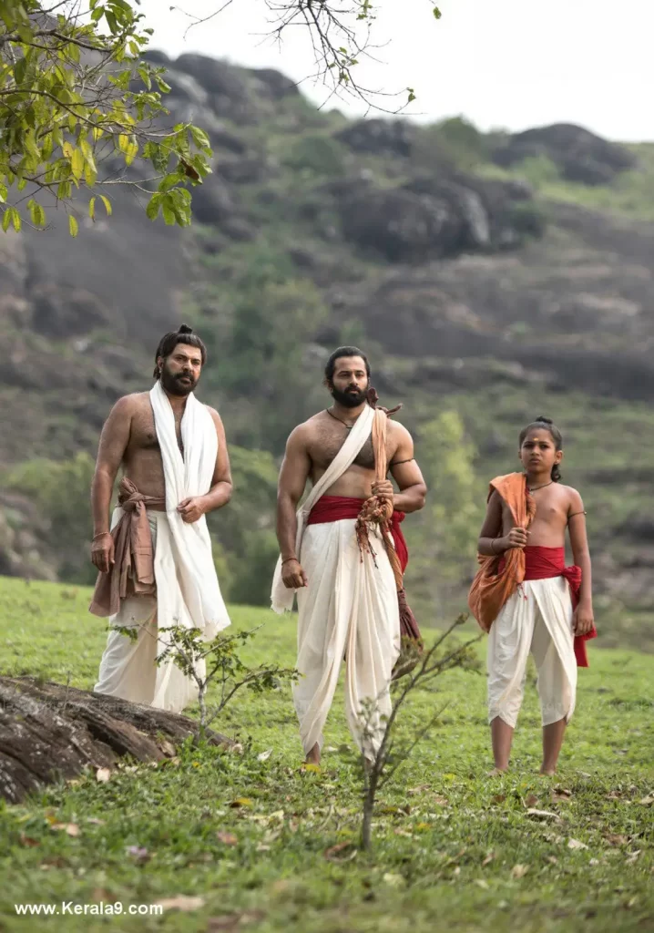 mamangam new movie stills kavya film company 11